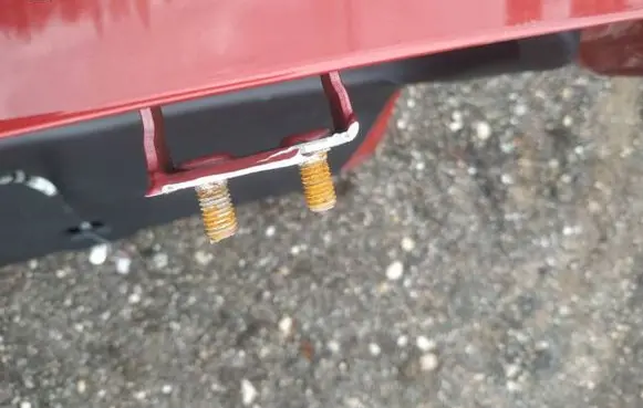 Toyota Verso Tailgate/trunk/boot hinge