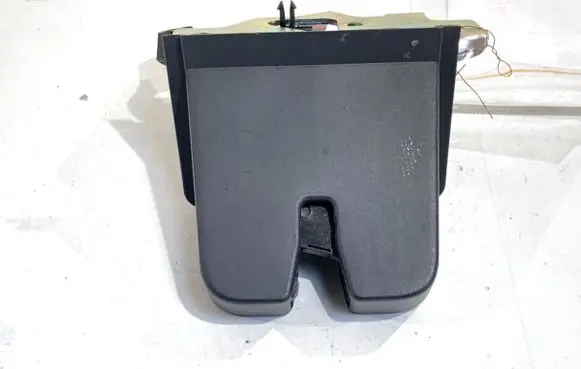 Skoda Kamiq Tailgate exterior lock 5F0827505