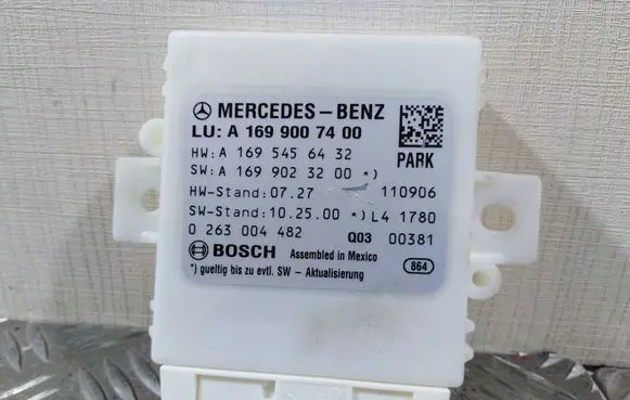 Mercedes-Benz A W169 Parking PDC control unit/module A1699007400
