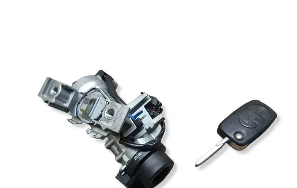 Audi A3 S3 8P Ignition lock 1K0905851B 1K0905865