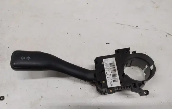 Volkswagen PASSAT B5 Indicator stalk 8L0953513G