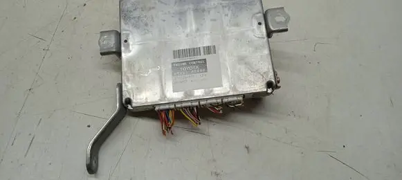 Toyota Prius (XW20) Engine control unit/module 8966147080 2750007803