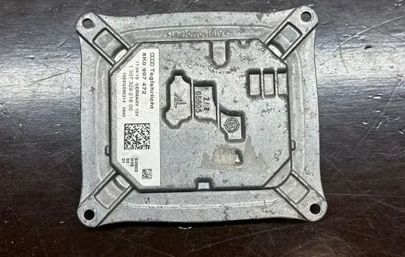 Audi A4 S4 B8 8K Headlight ballast module Xenon 8K0907472