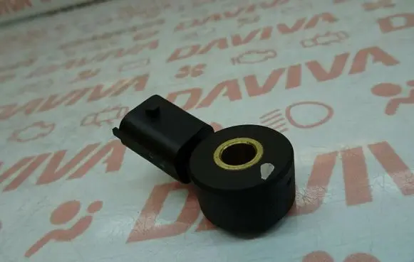 Opel Astra J Detonation knock sensor 55563372