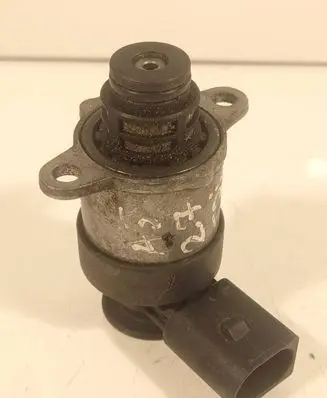 Audi A5 8T 8F Fuel pressure sensor 0928400708 7902420370