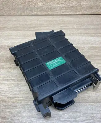 Audi 80 90 S2 B4 Engine control unit/module ECU 811906264 0280800104