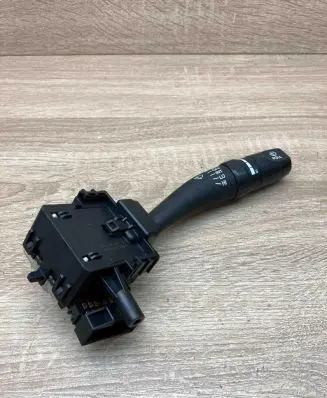 Hyundai Santa Fe Wiper control stalk 202004726