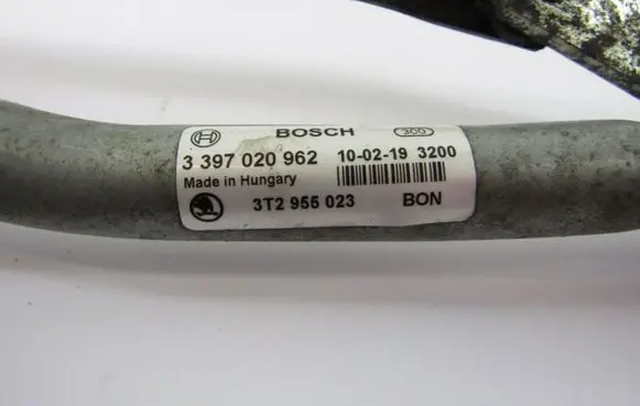 Front wiper linkage