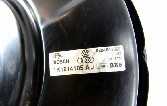 Audi A3 S3 8P Brake booster 1K1614105A