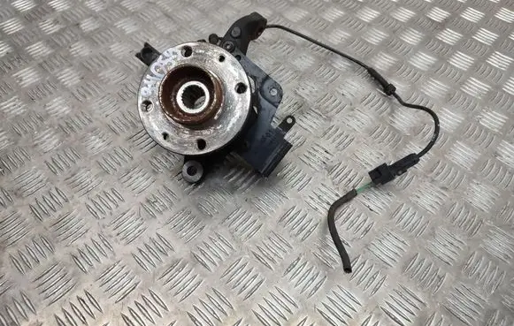 Renault Captur Front wheel hub 401330611R