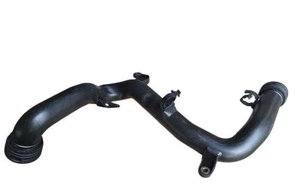 Volkswagen PASSAT B6 Intercooler hose/pipe 1K0145762 1K0145770B