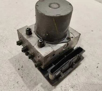 Renault Megane II ABS Pump 0265950300 8200344607