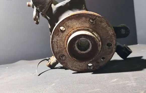 Nissan Primastar Front wheel hub 20554693 554693
