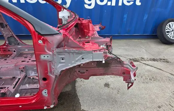 Toyota Yaris XP210 Front quarter panel 00000011