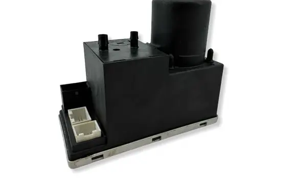 Audi A3 S3 8L Central locking vacuum pump 8D0862257E