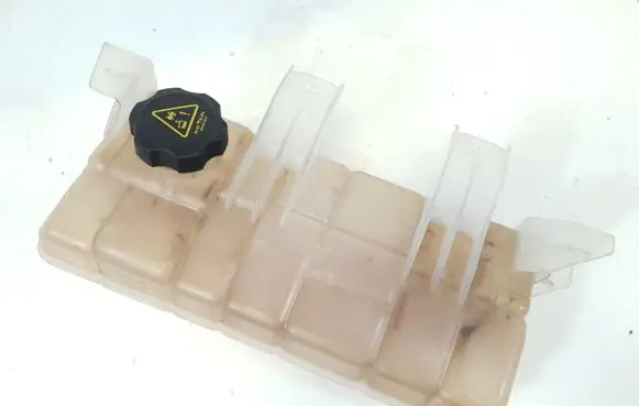 Tesla Model S Coolant expansion tank/reservoir cap 1036124-00-D