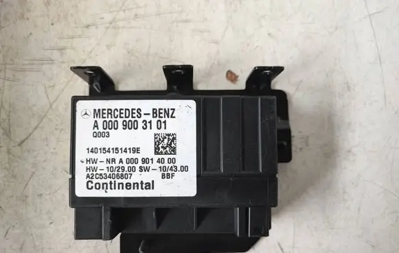 Mercedes-Benz Sprinter W906 Fuel injection pump control unit/module A0009003101 140154151419E A0009014000