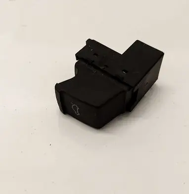 Volkswagen PASSAT B5.5 Tailgate opening switch 1J0959831A