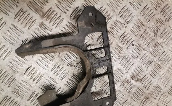 Other front suspension part