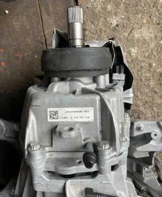 Porsche Cayenne (9Y0 9Y3) Gearbox transfer box case 0f2341012a