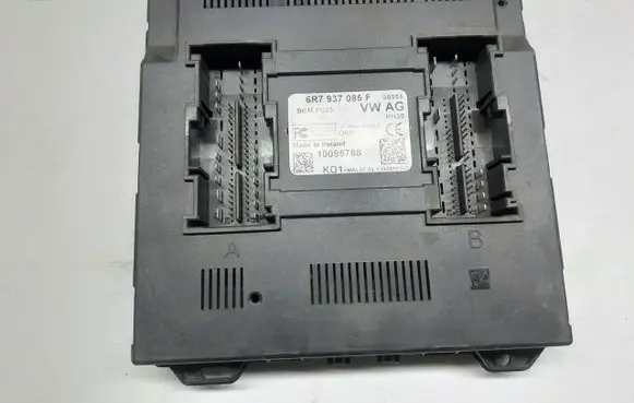 Volkswagen Amarok Comfort/convenience module 6R7937085F