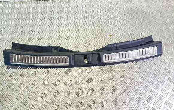 Mazda 6 Trunk/boot sill cover protection GHP96889 K3006