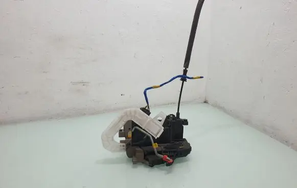 KIA Ceed Rear door lock 81420J7000