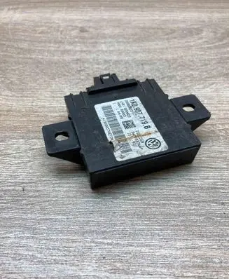 Volkswagen Touran I Alarm control unit/module 1K0907719B 28002223