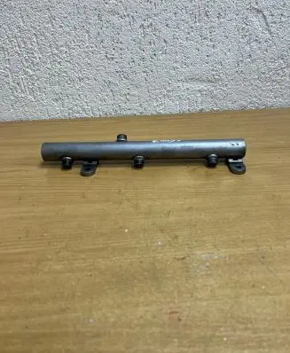 Mercedes-Benz ML W164 Fuel main line pipe A6420700495 F1055