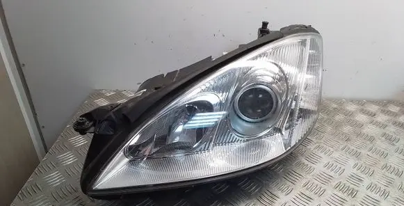 Mercedes-Benz S W221 Headlight/headlamp A2218202161 0301216601 1858185902A