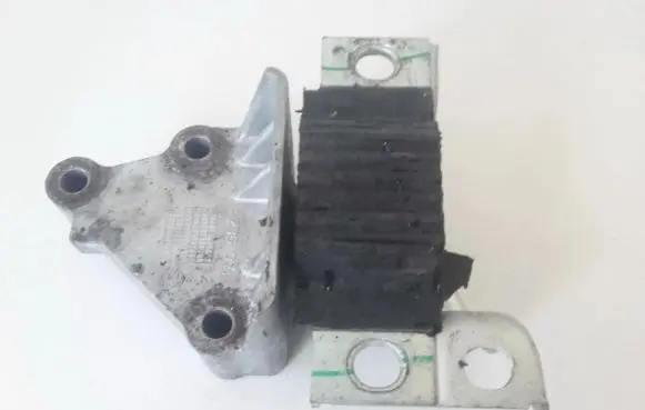 Citroen Jumper Engine mount bracket 1358088080 a236071