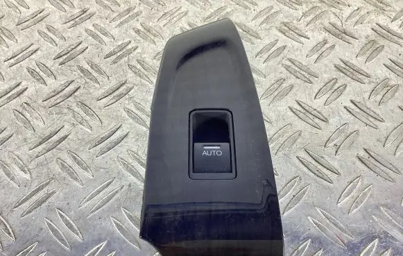 Honda Accord Electric window control switch 35770TL4E11M1 1268D1 C8HDTL4HE114