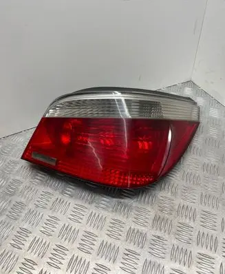 BMW 5 E60 E61 Rear/tail lights 7165738 E43420Z 2KP008679068
