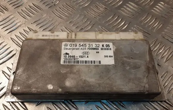 Mercedes-Benz E W211 ABS control unit/module 0195453132