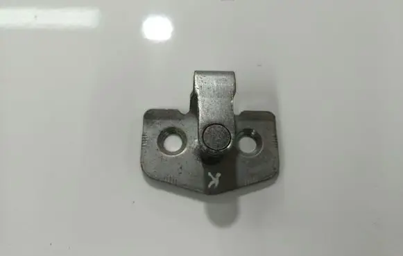 Opel Astra H Rear door lock loop/hook striker 