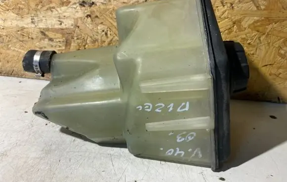 Volvo S40, V40 Coolant expansion tank/reservoir 30804963