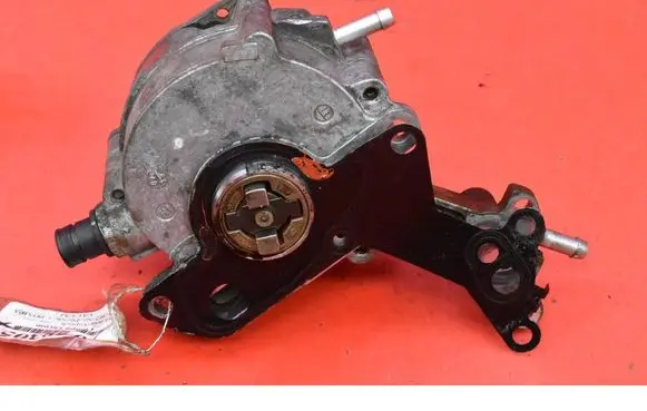 Skoda Superb B6 (3T) Vacuum pump 038145209Q