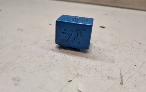 Toyota Yaris Other relay 819800D010 MB0665005991