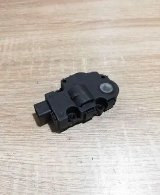 Audi A8 S8 D4 4H Air flap motor/actuator CZ113930