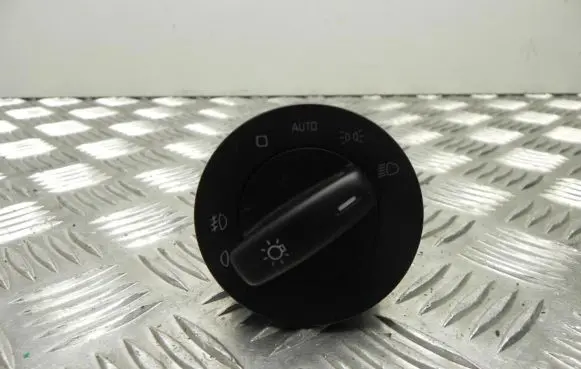 Skoda Yeti (5L) Light switch 5L0941431E I9635