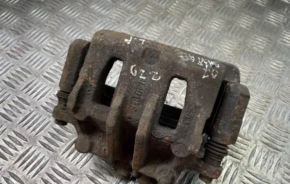 Hyundai Santa Fe Front brake caliper