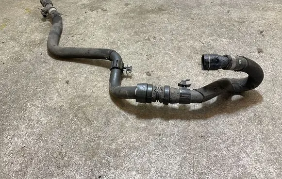 Citroen C4 III e-C4 Electric car engine cooling hoses/pipes 341M1