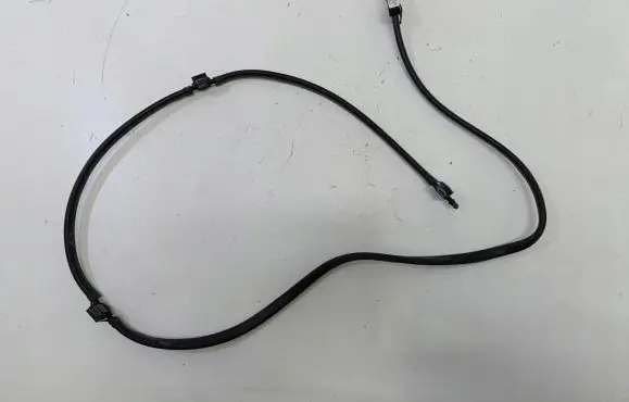 BMW X2 F39 Windshield washer spray nozzle 7429694