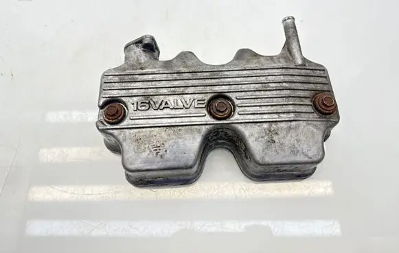 Subaru Legacy Rocker cam cover