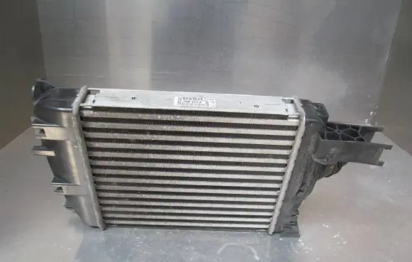 Renault Sandero II Intercooler radiator 144963014R 14461B680E 200718083442