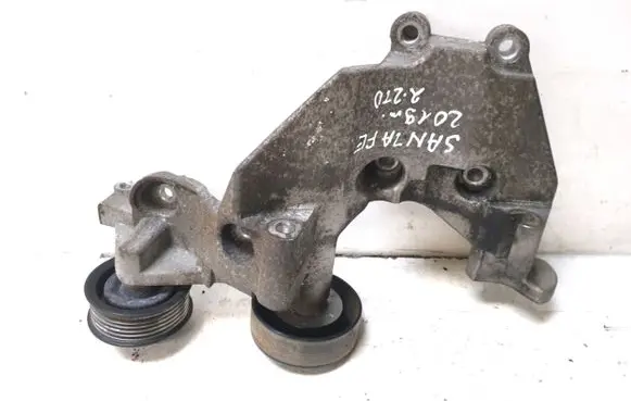 Hyundai Santa Fe Alternator belt tensioner 