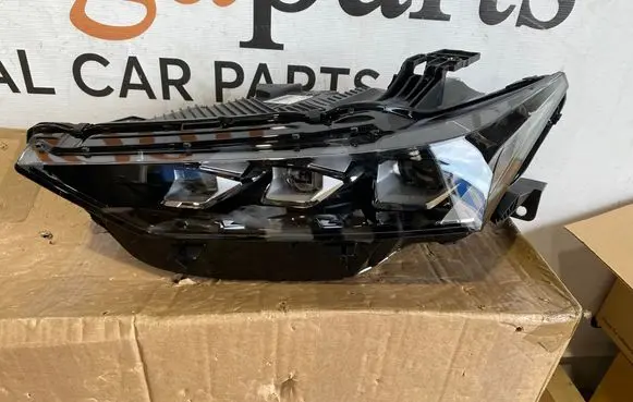 Citroen DS4 Headlight/headlamp 9848997280
