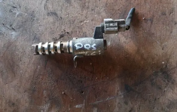 Nissan Qashqai Oil pressure sensor 