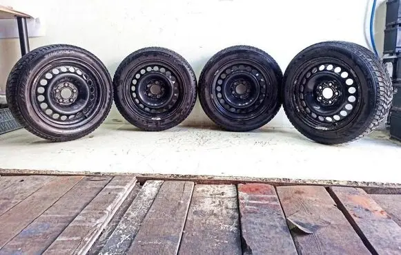 Mercedes-Benz E W211 R16 steel rim 20555R16 7J16H2 7J18H2