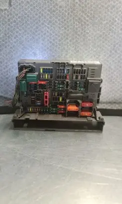 BMW X1 E84 Fuse box set 911944606 9119446